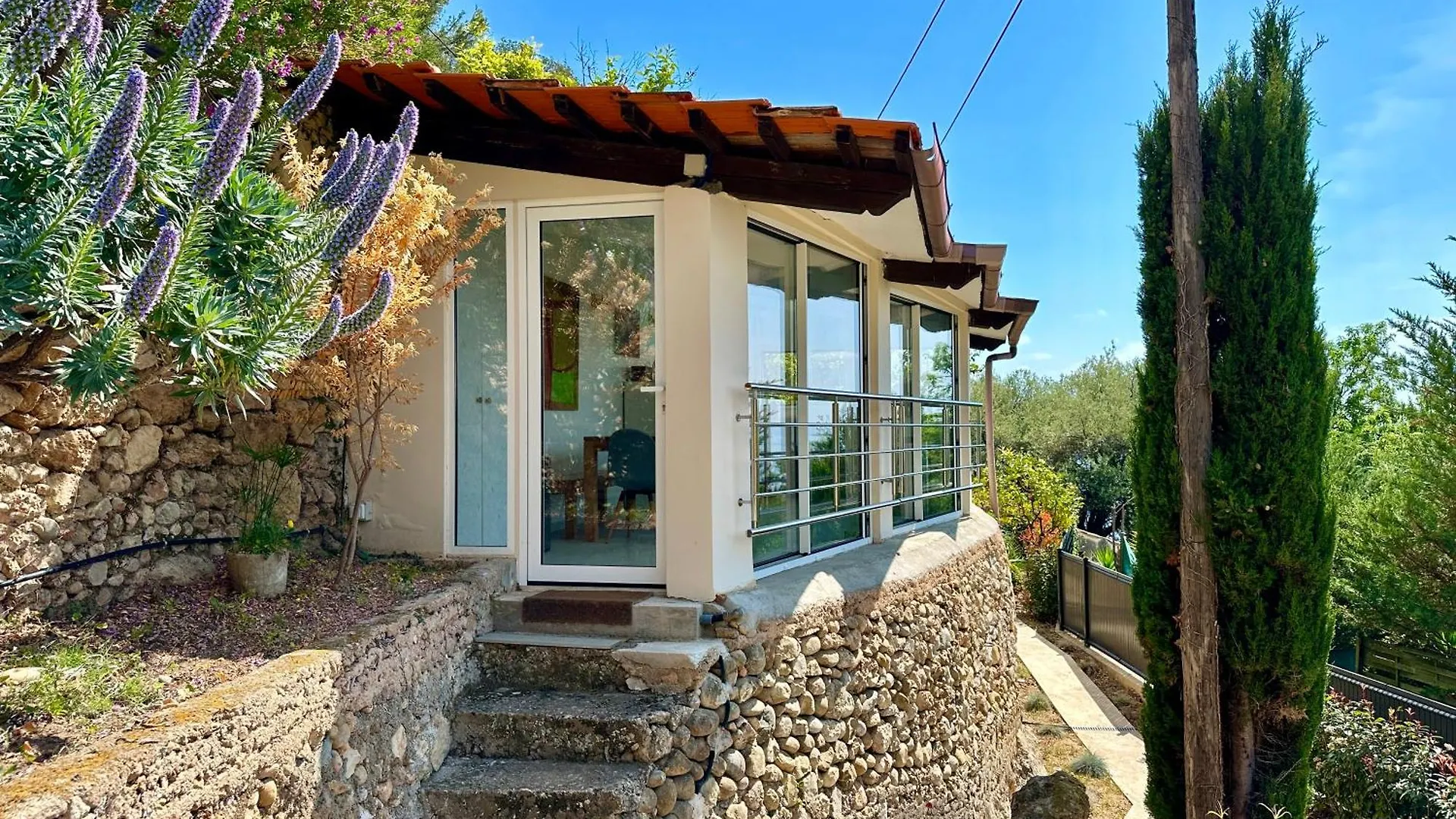 Laureto Beach & E1027-Le Corbusier Roquebrune-Cap-Martin 0*,  France