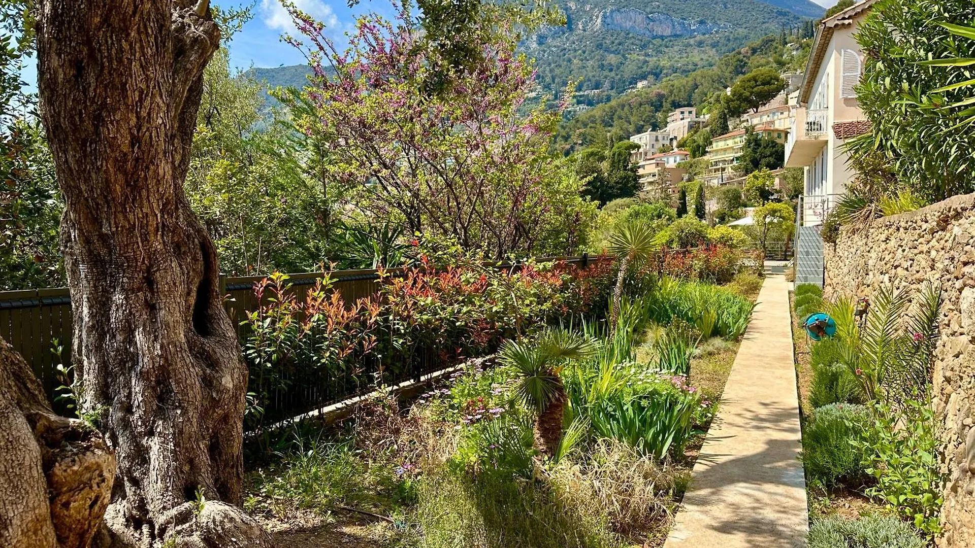 Laureto Beach & E1027-Le Corbusier Roquebrune-Cap-Martin