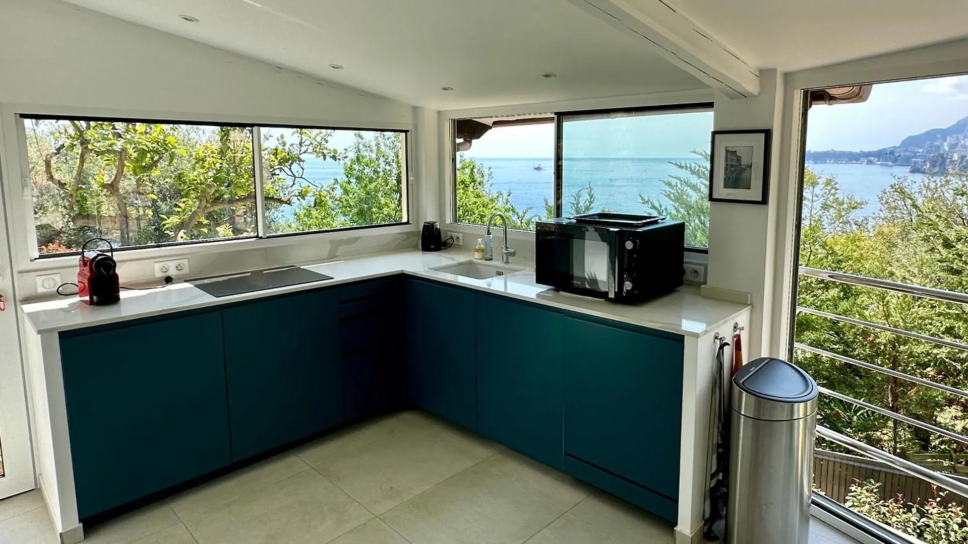 Laureto Beach & E1027-Le Corbusier Roquebrune-Cap-Martin